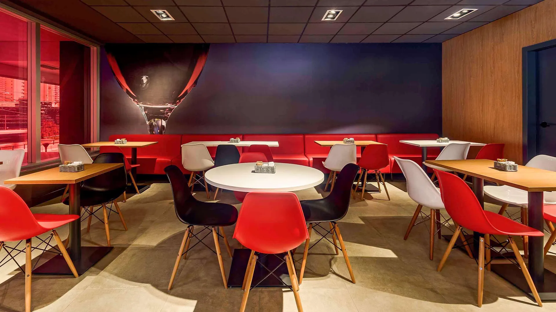 Отель Ibis Sao Paulo Ibirapuera 3*,